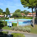 アパート Two-level Flat With Garden And Pool *
