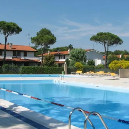 Two-level Flat With Garden And Pool شقة بيبيوني