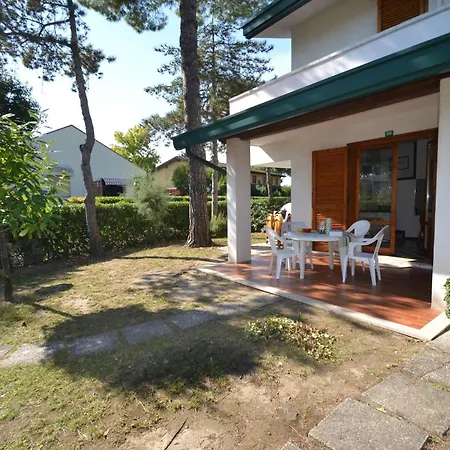 Two-level Flat With Garden And Pool Apartment Bibione