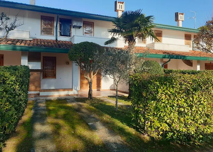 Two-level Flat With Garden And Pool Apartment Bibione