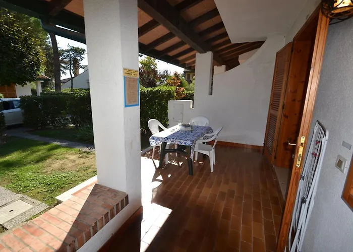 Apartment Two-level Flat With Garden And Pool *