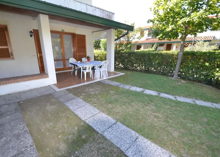 Two-level Flat With Garden And Pool